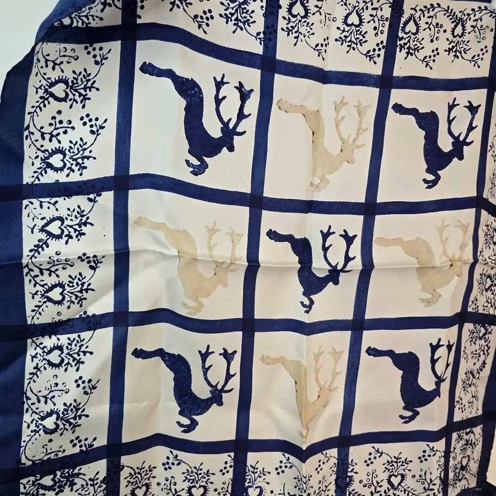 Handdrucke Sekyra Neckerchief scarf 19x19 Nwt